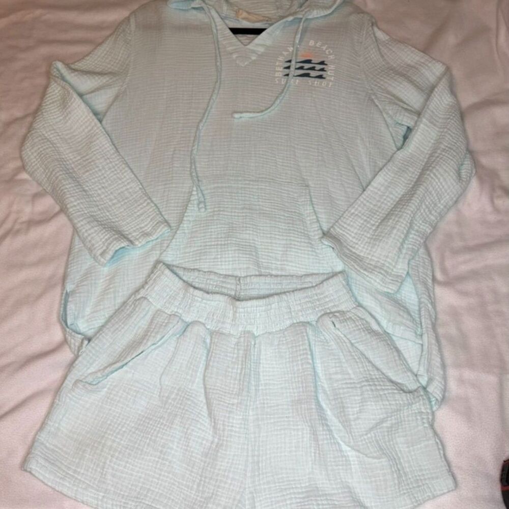 Light & Airy Hoodie + Shorts Set, Size L